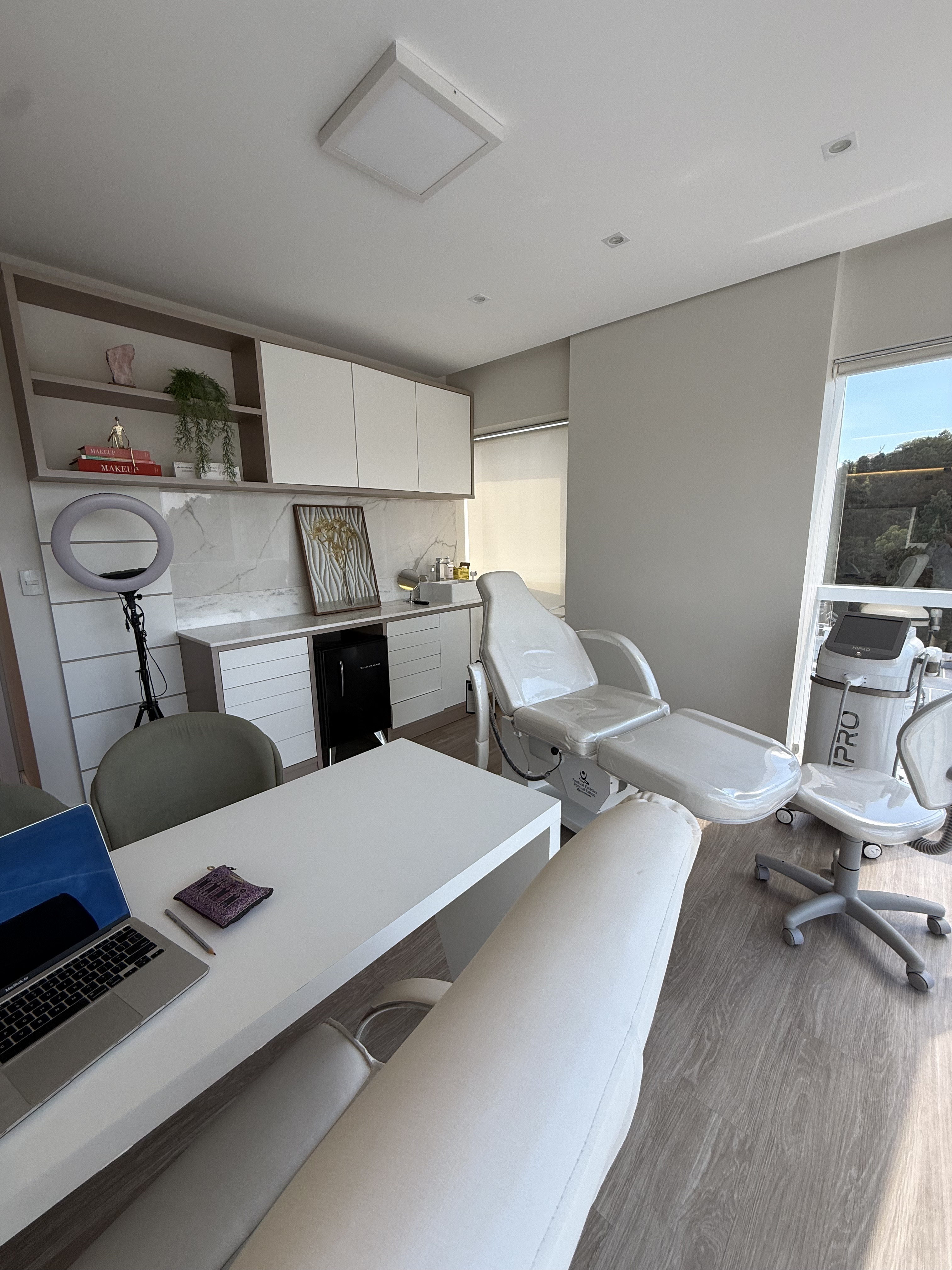 Ambiente limpo e profissional